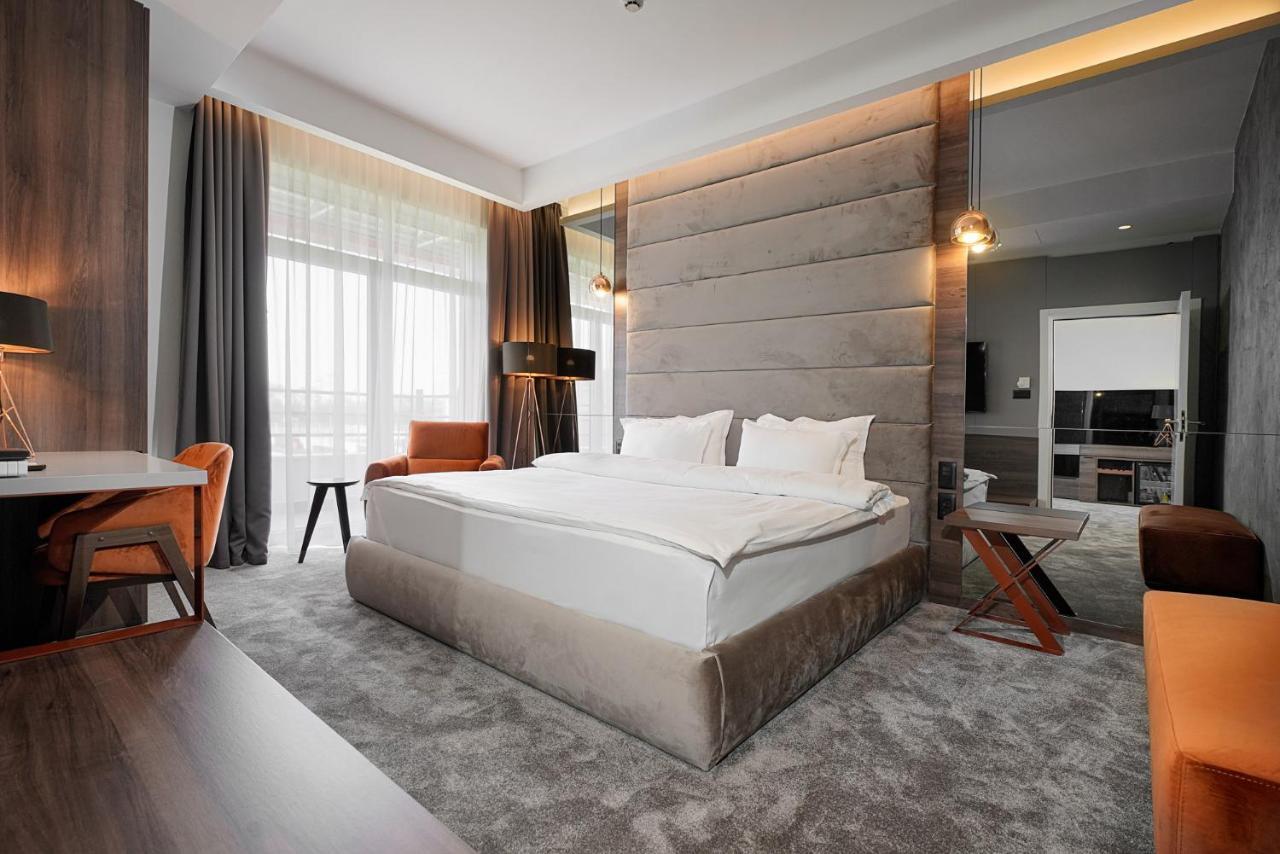 Hotel Srbija Lux Stara Pazova Zewnętrze zdjęcie